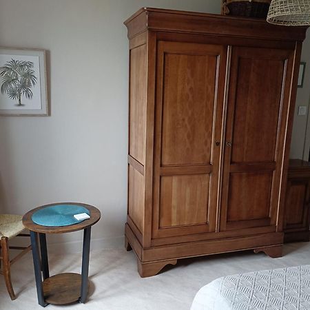 Chambre Heloise Meillard Luaran gambar