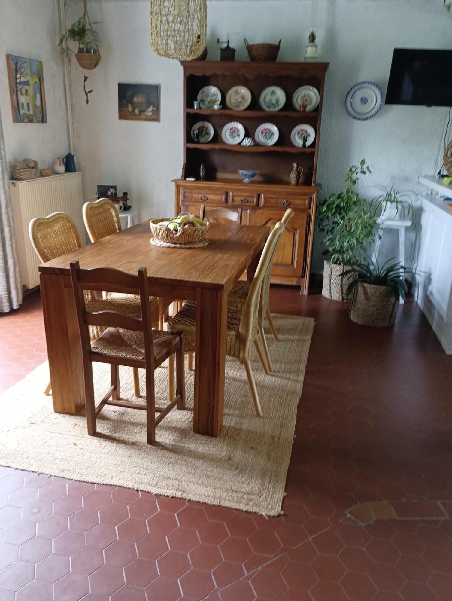 Chambre Heloise Meillard Luaran gambar